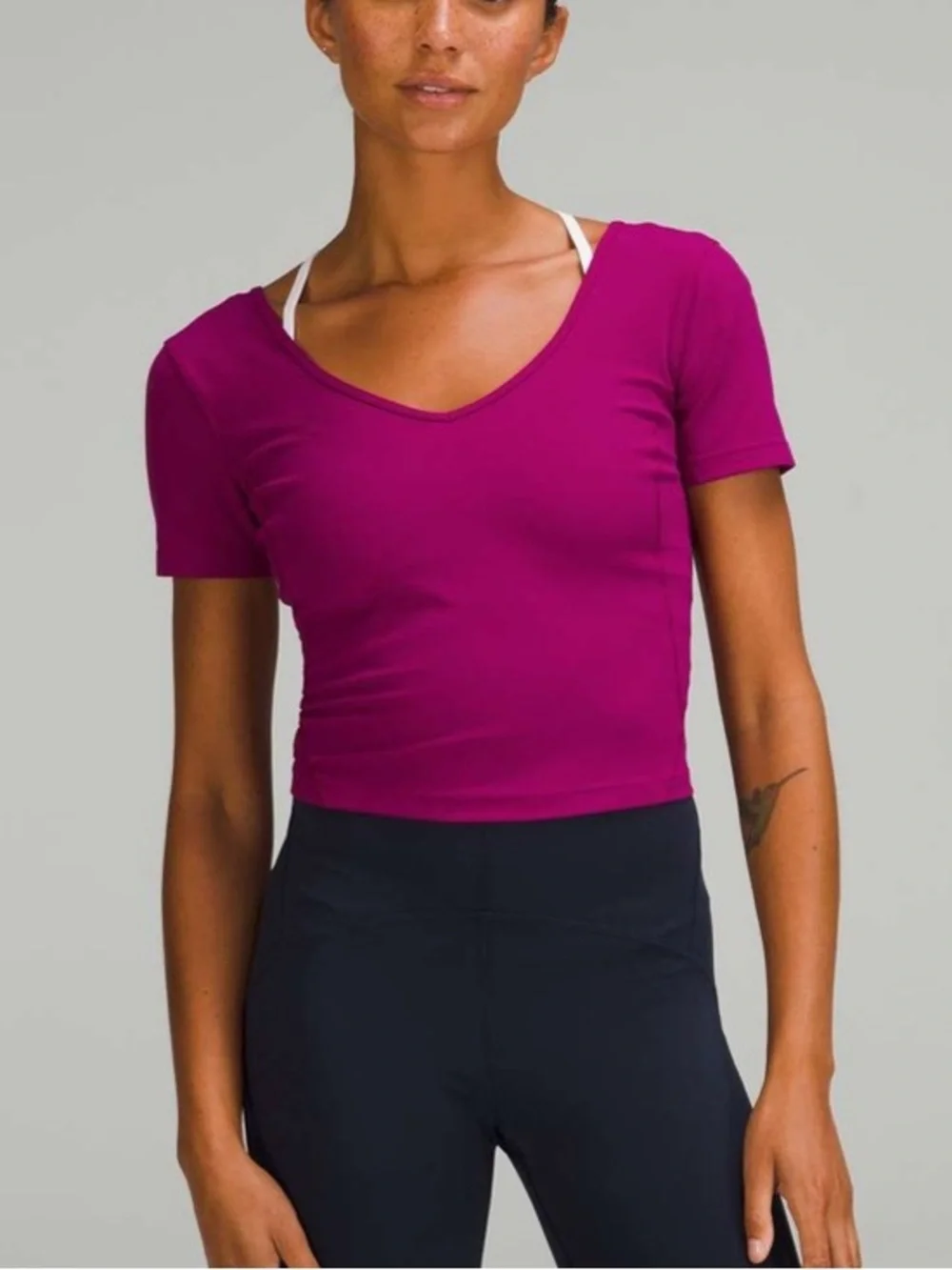 Lululemon Align T-Shirt - Sz 4 - Picture 1 of 4